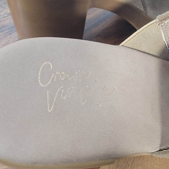 Crown Vintage Tan Suede Women's Mules Size 10 Booties Heels Boho Neutral - Picture 14 of 16